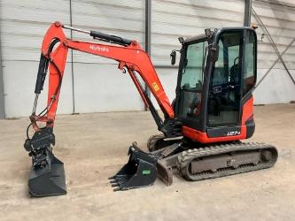 Kubota U 27-4
