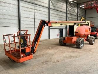 JLG 800 AJ