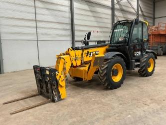JCB 540-140