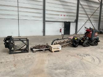 Ditch Witch R300
