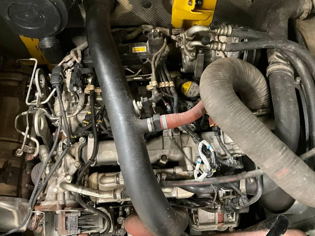 Neuson EW 100 Wielgraafmachines