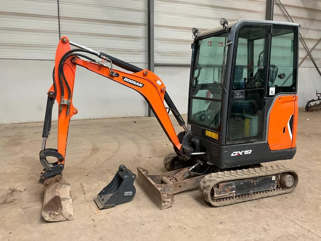 Doosan DX 19 Minigraafmachines < 7t
