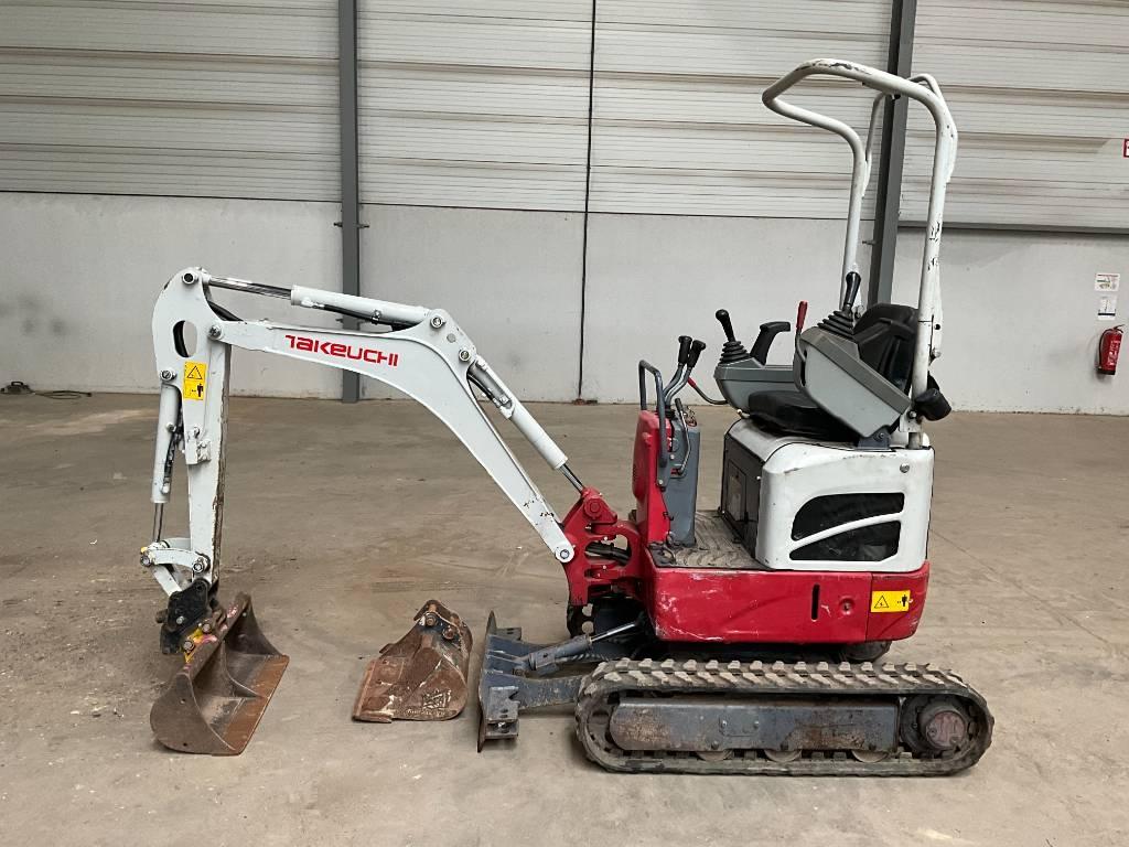 Takeuchi TB 210 R Minigraafmachines < 7t