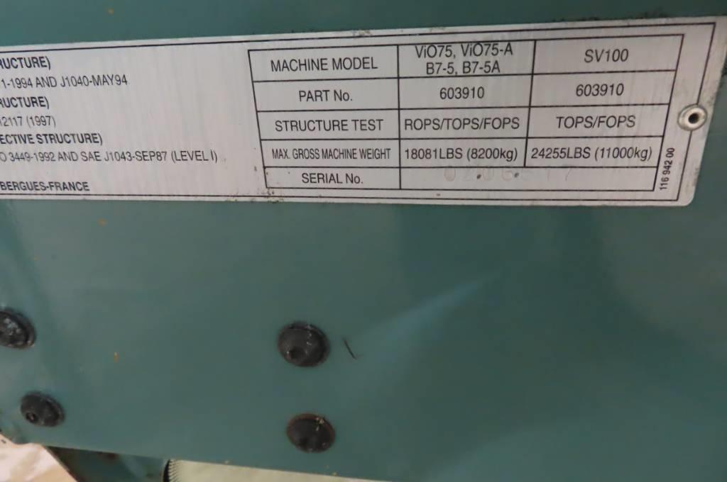 Yanmar Vio 75 Cabine en interieur