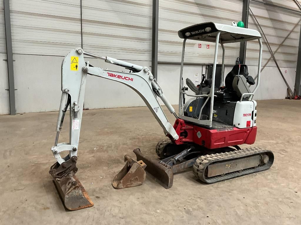 Takeuchi TB 217 R Minigraafmachines < 7t