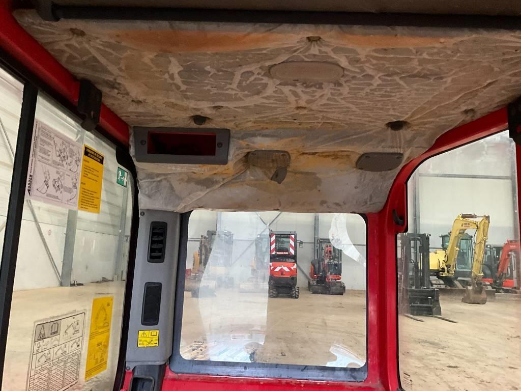 Bobcat E 80 Cabine en interieur