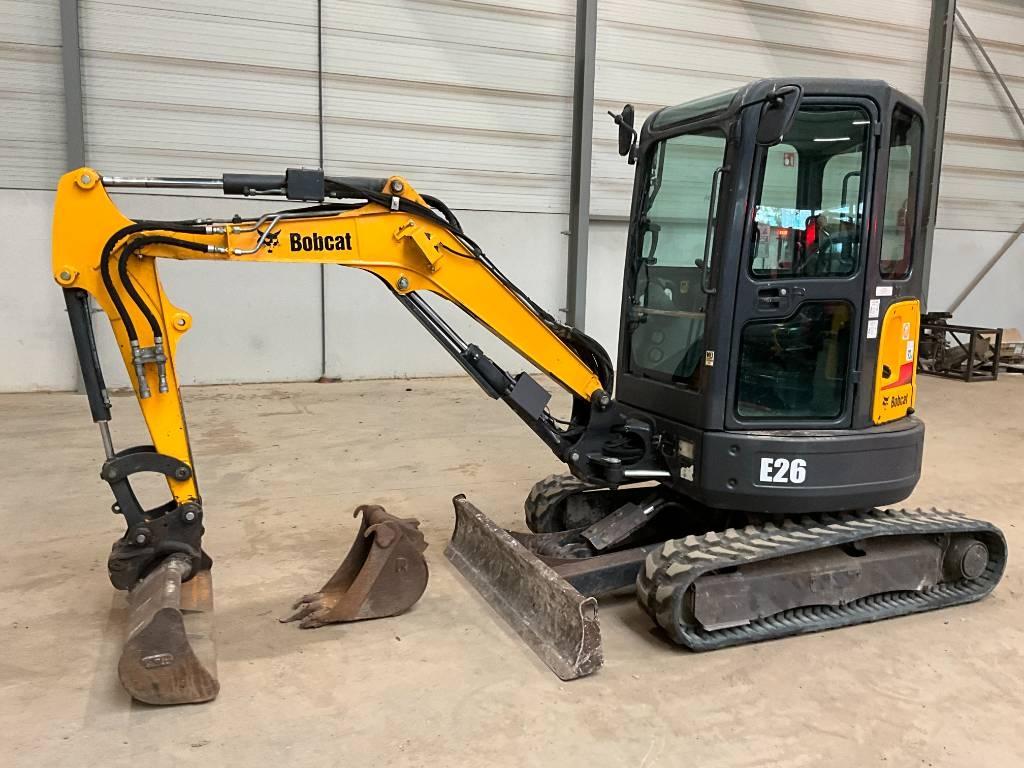 Bobcat E 26 Minigraafmachines < 7t