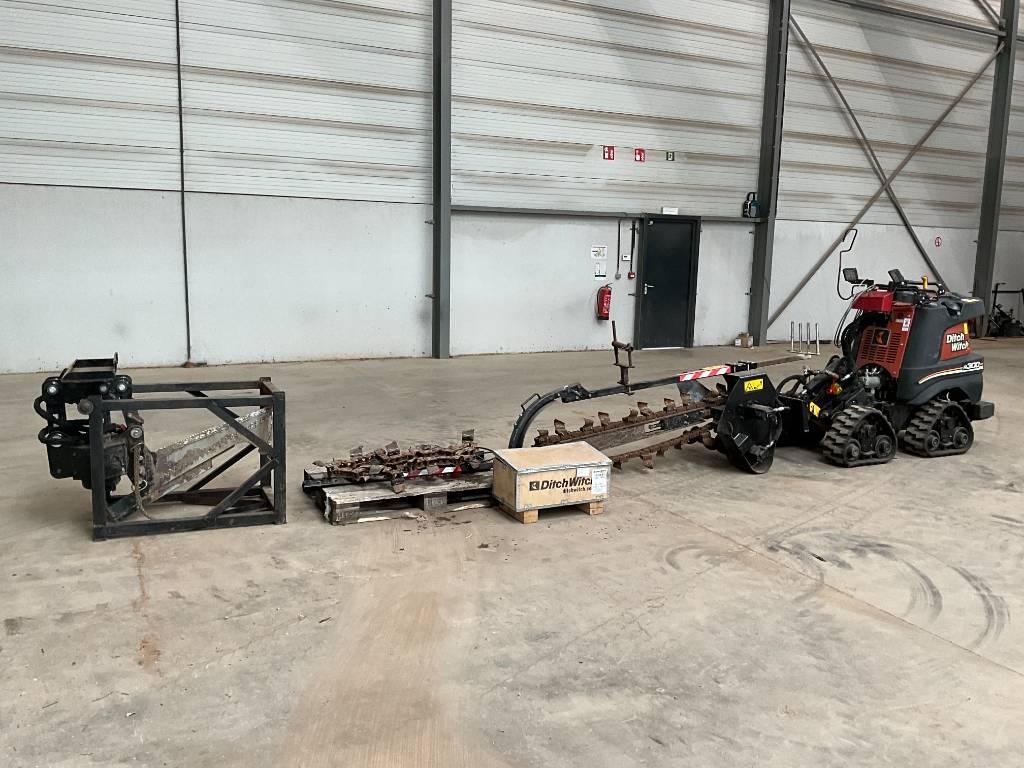 Ditch Witch R300 Sleuvengravers