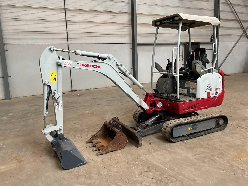Takeuchi TB 216 Minigraafmachines < 7t