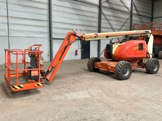 JLG 600 AJ