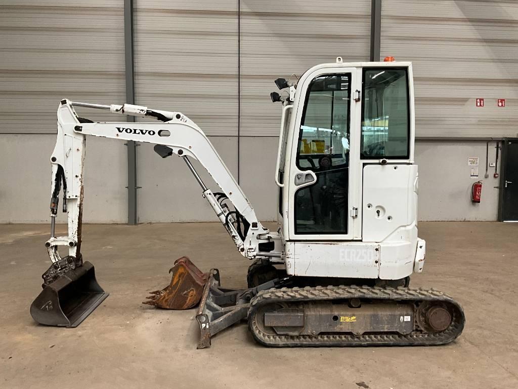 Volvo ECR 25 D Minigraafmachines < 7t