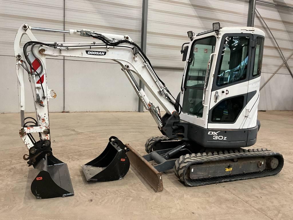 Doosan DX 30 Z Minigraafmachines < 7t