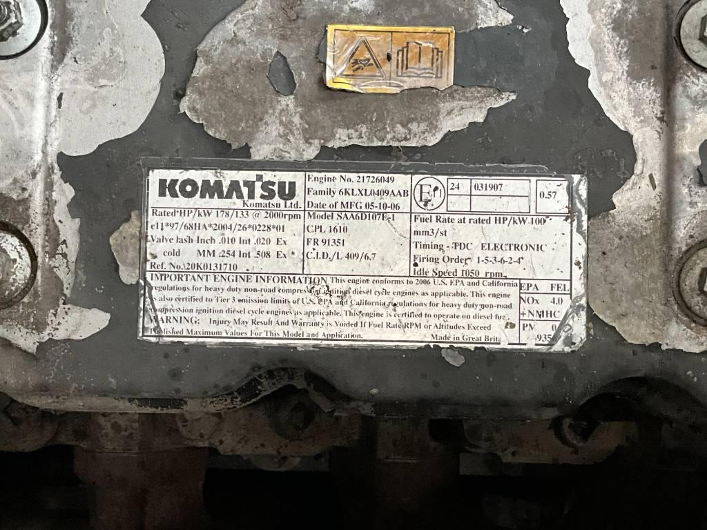 Komatsu PW 220-7 Wielgraafmachines