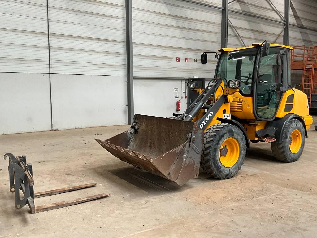 Volvo L 25 F Wielladers