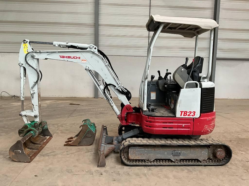 Takeuchi TB 23 R Minigraafmachines < 7t