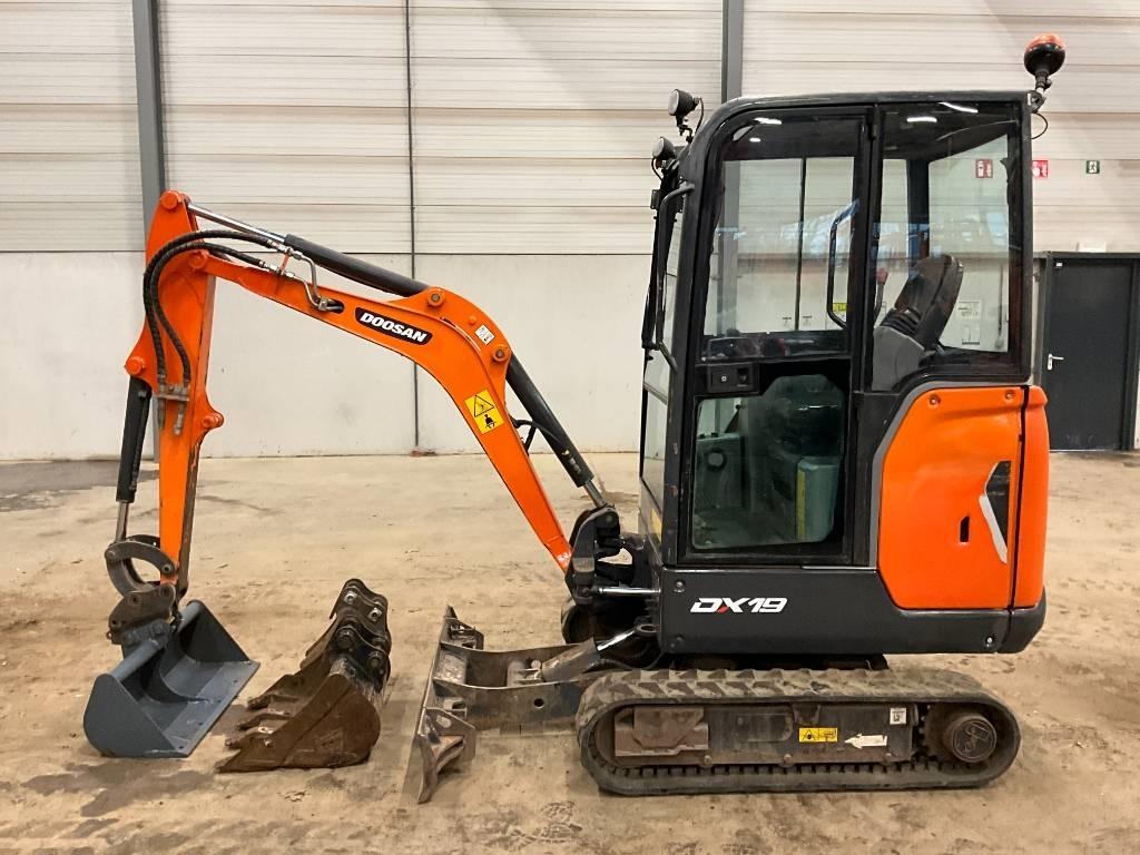 Doosan DX 19 Minigraafmachines < 7t