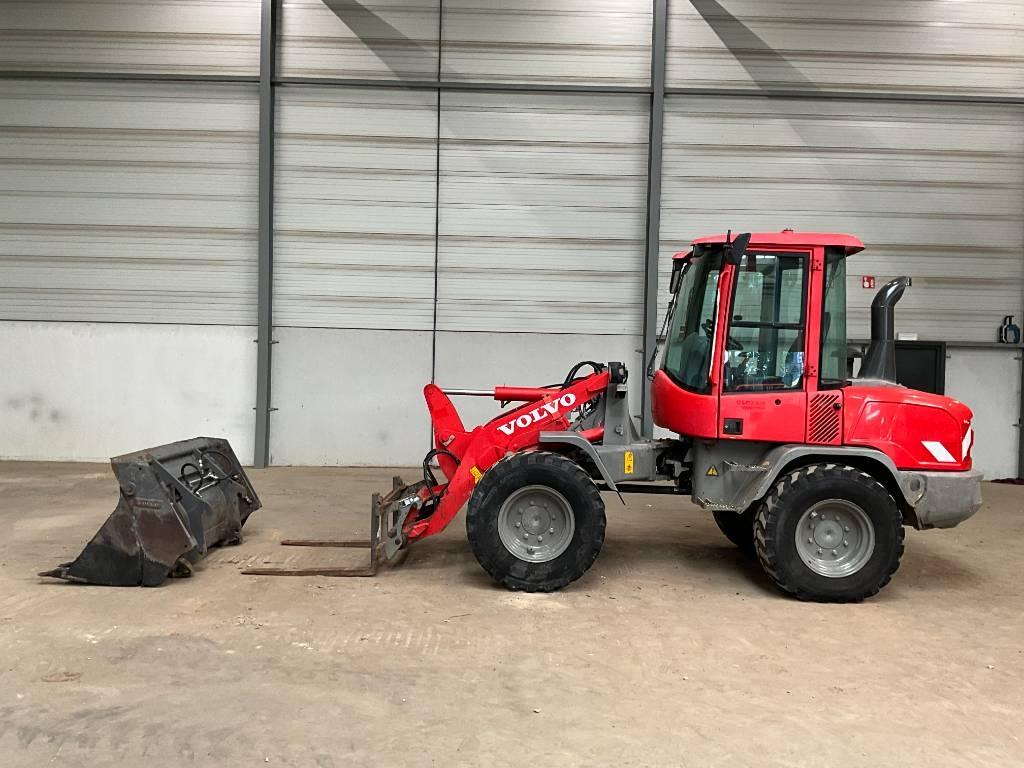 Volvo L 30 G Wielladers