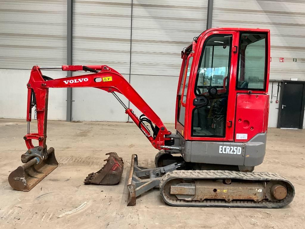 Volvo ECR 25 D Minigraafmachines < 7t