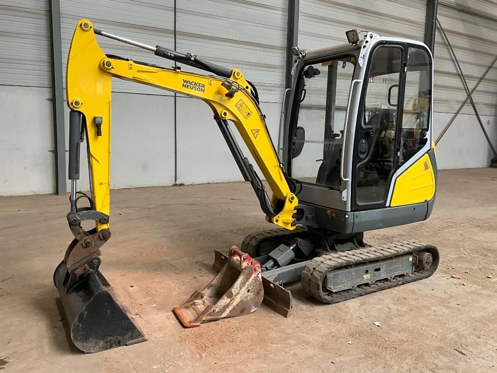 Wacker Neuson ET 20 VTS Minigraafmachines < 7t