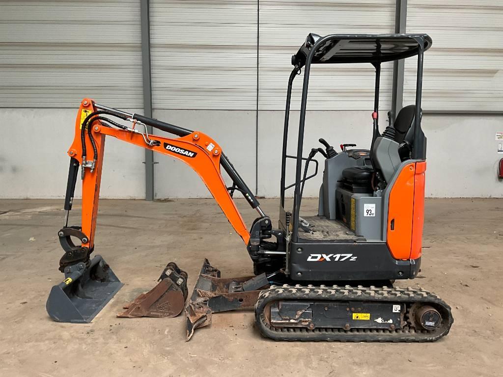 Doosan DX 17 Z Minigraafmachines < 7t