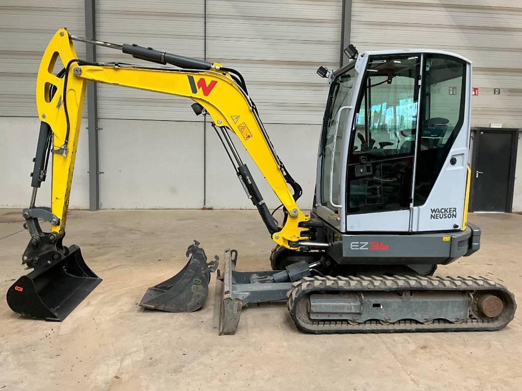 Neuson EZ 36 Minigraafmachines < 7t