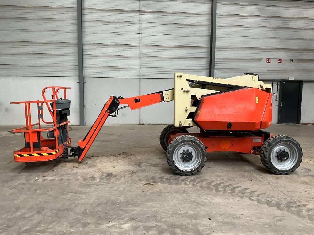 JLG 340 AJ Knikarmhoogwerkers