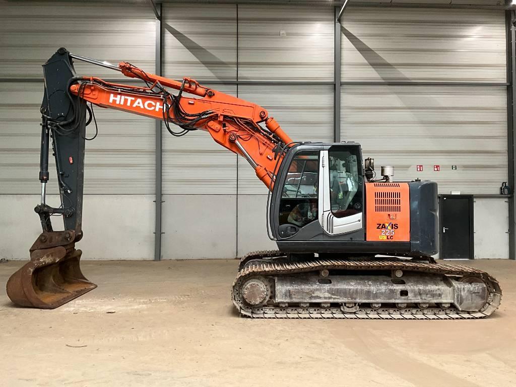 Hitachi ZX 225 US LC-3 Rupsgraafmachines