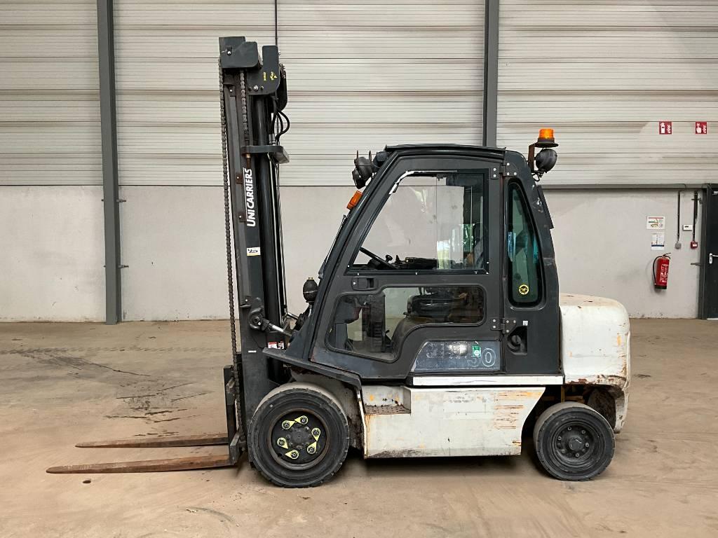 UniCarriers DX 30 Diesel heftrucks