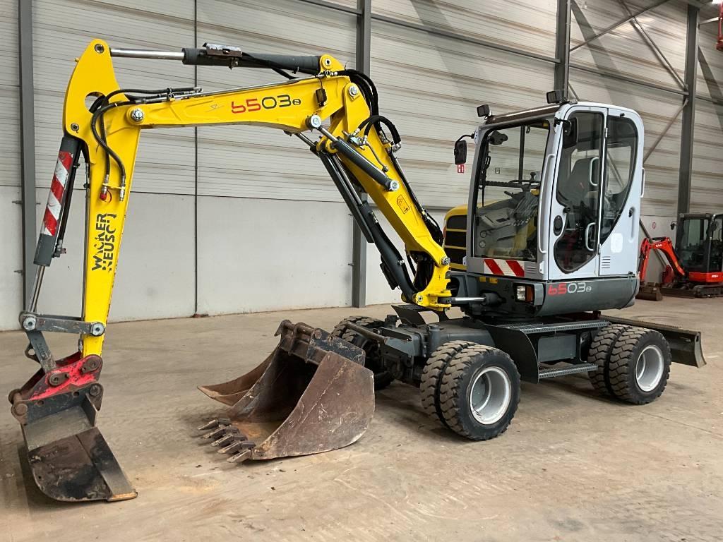 Neuson 6503 WD Wielgraafmachines