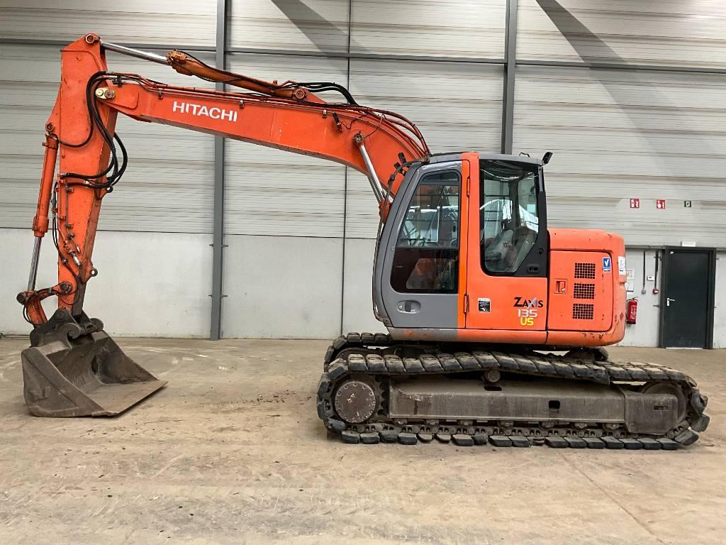 Hitachi ZX 135 US Rupsgraafmachines