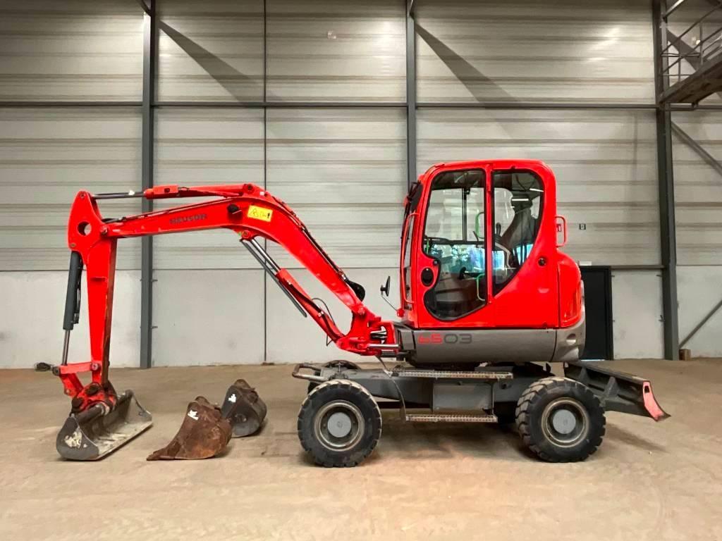 Neuson 6503 WD Wielgraafmachines